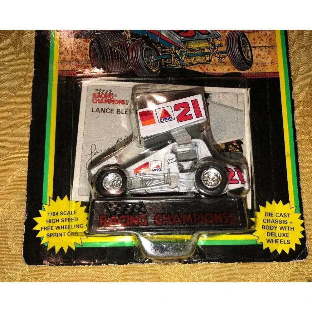 New Lance Blevins World of‎ Outlaws 1:64 Die Cast Racing Champions